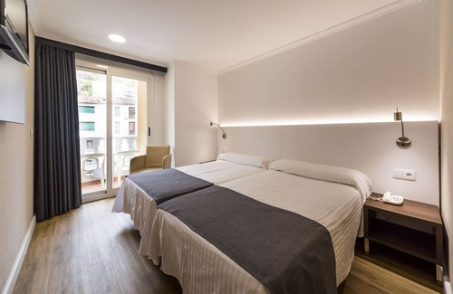 Montanejos Hotel | Rosaleda Del Mijares