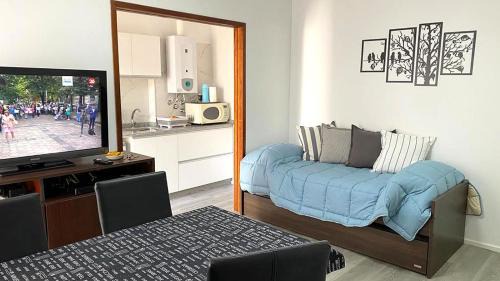 Ramos Mejia Apartment | Rosales.RM - Depto completo 2 ambientes con patio.