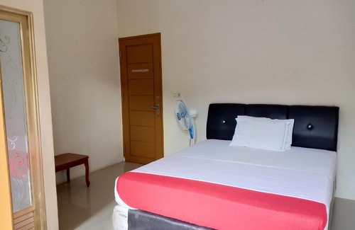 Rantepao House | Rosalina Homestay