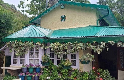 Jeolikote Cottage | Rosastays Nainital