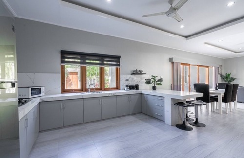 Legian City-Centre House | Rose, 3 Bedroom VIlla, Hidden Oasis in Legian
