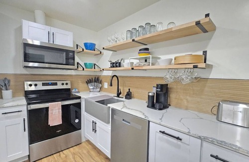 Camelback East Apartment | Rose 4 Plex | Sleeps 20 | PHX