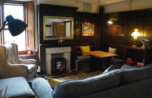 Hinton Charterhouse House | Rose And Crown
