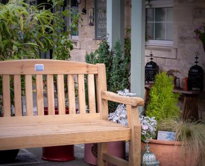 Shoscombe House | Rose and Crown Bath