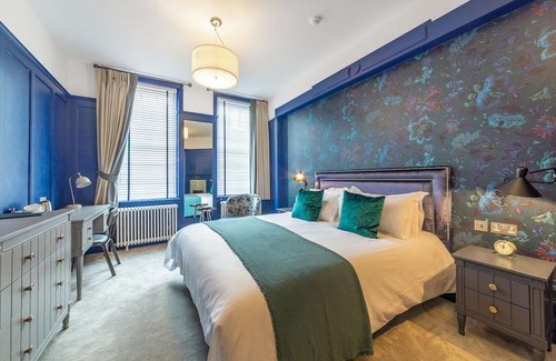 Clissold Hotel | Rose and Crown Stoke Newington