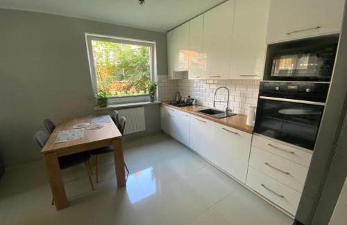 Brwinow Apartment | Rose Apartament