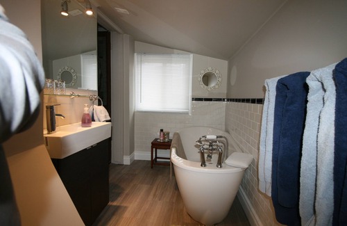 Hamilton Bed & Breakfast | Rose Arden Bed & Breakfast