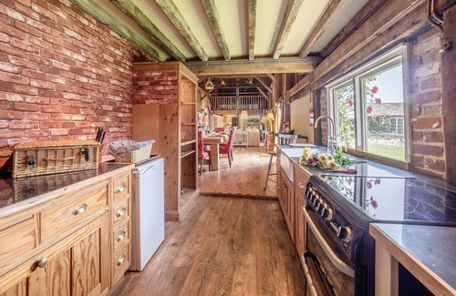 Ipswich House | Rose Barn, Stoke By Nayland