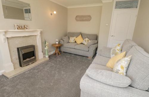 Ruswarp House | Rose Bungalow