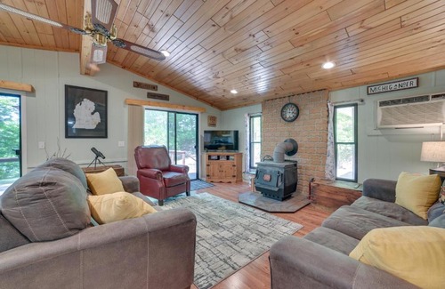 Rose City House | Rose City Cabin with Fire Pit and Lake Access