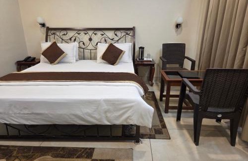 Mount Abu House | Rose Cottage - A Heritage Retreat