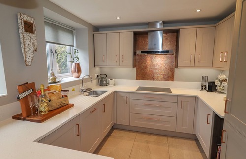 Matlock Cottage | ROSE COTTAGE, family friendly, luxury holiday cottage in Matlock