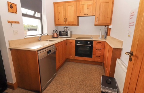 Magherareagh Cottage | ROSE COTTAGE, family friendly in Ennistymon, County Clare