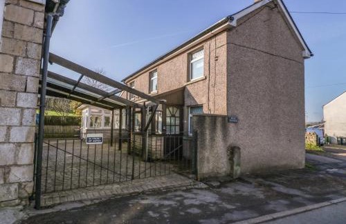 Lydney House | Rose Cottage