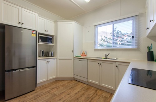 Talbingo House | Rose Cottage offers comfort convenience and contemporary living