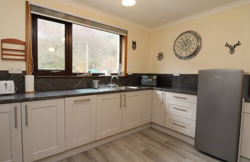 Acharacle Cottage | ROSE COTTAGE, pet friendly, with a garden in Acharacle