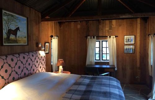 Naivasha House | Rose Cottage Romantic Cottage In Wildlife