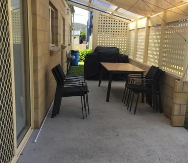 Sisters Beach House | ‘Rose Cottage’ sisters beach accommodation