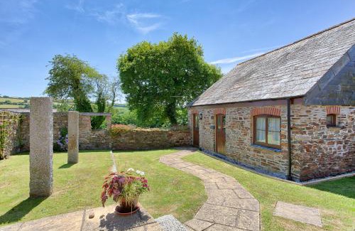 St Wenn House | Rose Cottage, Tregolls Farm