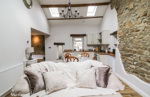 Grassington House | ROSE COTTAGE, with open fire in Grassington