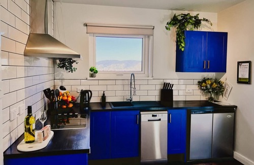 New Town Apartment | Rose Court "Aurum". Rest, Relax & Revitalize