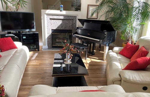 Richmond Bed & Breakfast | Rose Garden Vancouver