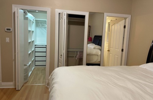 Richmond Bed & Breakfast | Rose Garden Vancouver