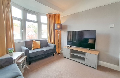 Iffley Apartment | Rose Hill Apartment, Private Bathroom