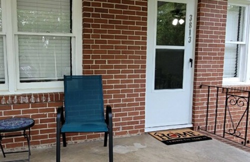 Columbus House | Rose Hill Charmer - 2 bedroom 20 mins from FT Benning