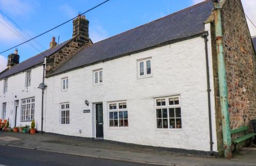 Bellingham House | Rose Hip Cottage