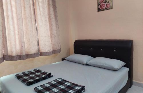 Kampung Chantek House | Rose Homestay Padang Besar