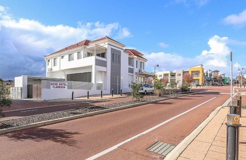 Clarkson Hotel | Rose Hotel Clarkson