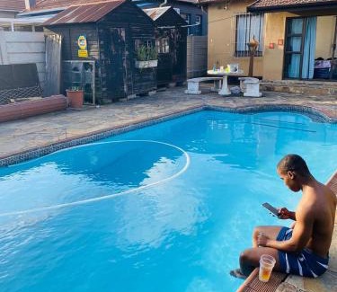 Glenwood Bed & Breakfast | Rose-Lee Cottage