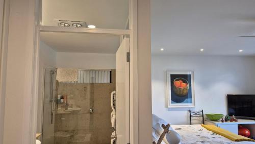 Mahurangi House | Rose Lodge