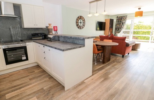Newton by the Sea Cottage | ROSE LODGE, pet friendly, character holiday cottage in Embleton