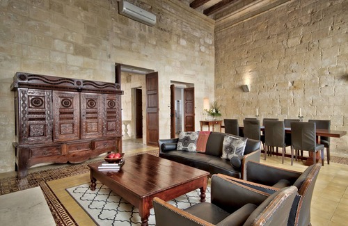 Valletta House | Rose Of Rhodes Palazzo