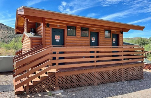 Cornville Cabin | Rose Quartz Cabin: Crystal-Infused Creekside Stay