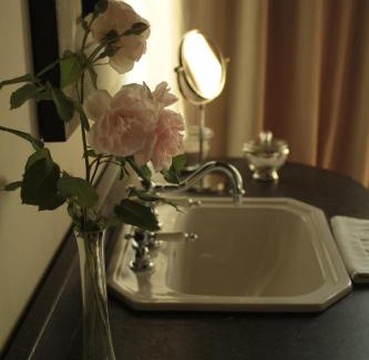 Dobroszyce Bed & Breakfast | Rose Residence