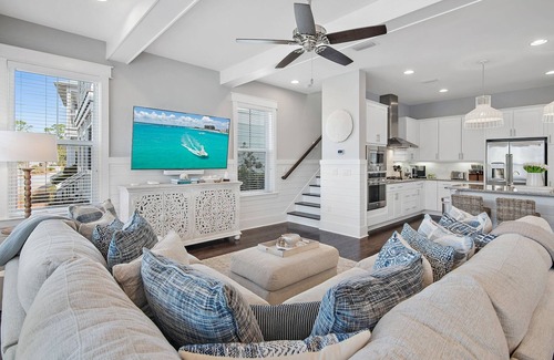 Santa Rosa Beach House | Rosé Sunsets -FREE 6 Seaters Golf Cart and 5 Bikes, Heated Resort Pools, Pickleball Courts at Naturewalk 30A!