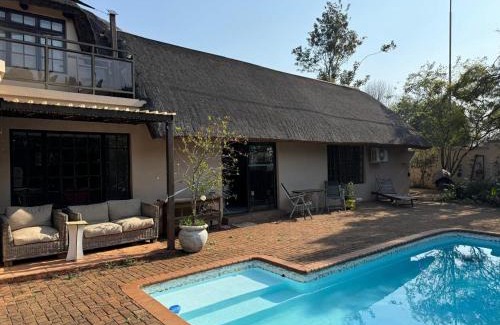 Merrivale Apartment | Rose Thatch Cottage