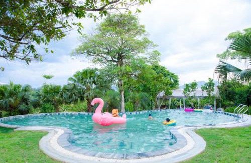 Luong Son Villa | Rose Villa