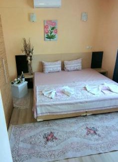 Pavel Banya House | Rose & Water Guest house