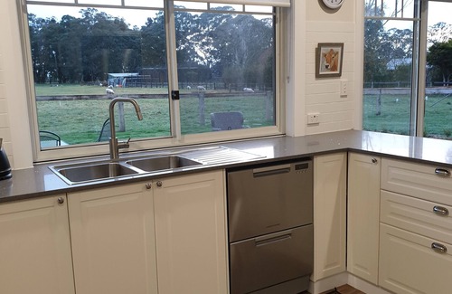 Exeter House | Roseanna Cottage - Modern Farm Cottage in a rural location