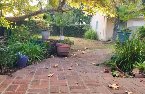 La Canada Flintridge House | ROSEBOWL Pasadena 40% off Huge sleeps16 Large Family/Group, Pets Free, Handicap