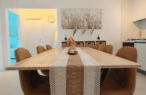 Seo-Gu House | RoseBrickHouse/5mins to Terminal, Metro/Books/Cozy/8ppl/City Centre/