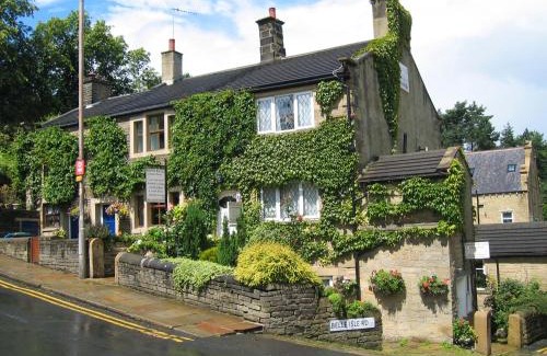 Haworth House | Rosebud Cottage Guest House