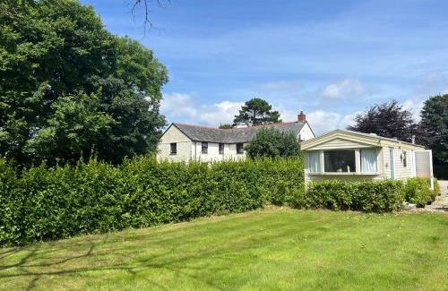 Rosudgeon House | Rosebud Flower Farm Caravan