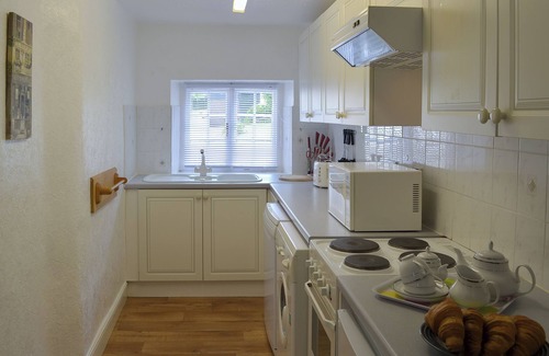 Liskeard Cottage | Rosecraddoc Manor - Natalie Jane