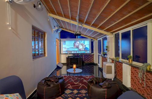 Denkanikota Villa | Rosedale Farmhouse-2Acre-Pvt Pool-Jacuzzi