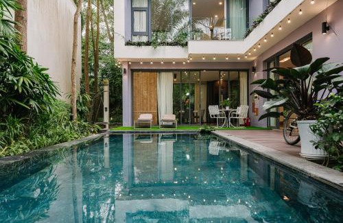 Ngoc Thanh Villa | Rosee Villa - Green Villa with private Pool